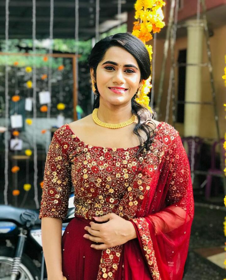 makeover by aswathysivan